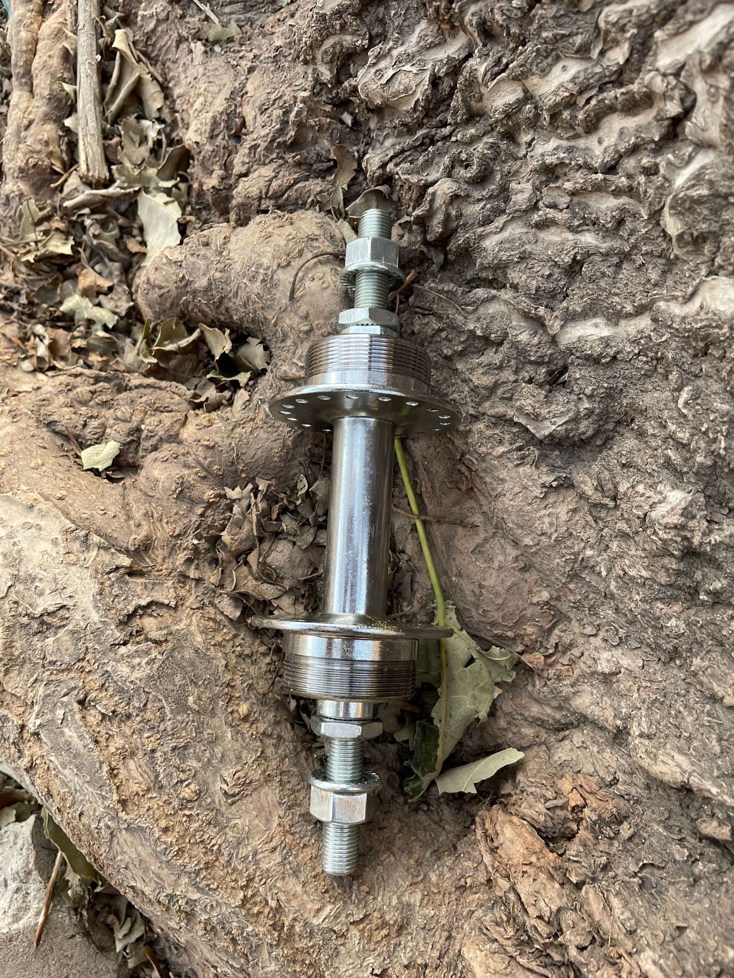 自行車后花鼓配件解析 36孔雙絲3開后軸皮的專業(yè)選購指南